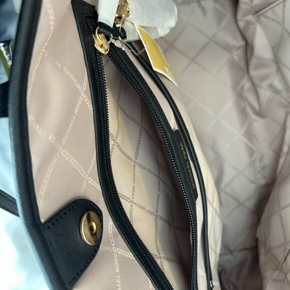 NWT Michael Kors Eva Large Nylon Tote & Strap Bag Dark Navy Blue + White Dustbag - Picture 13 of 16